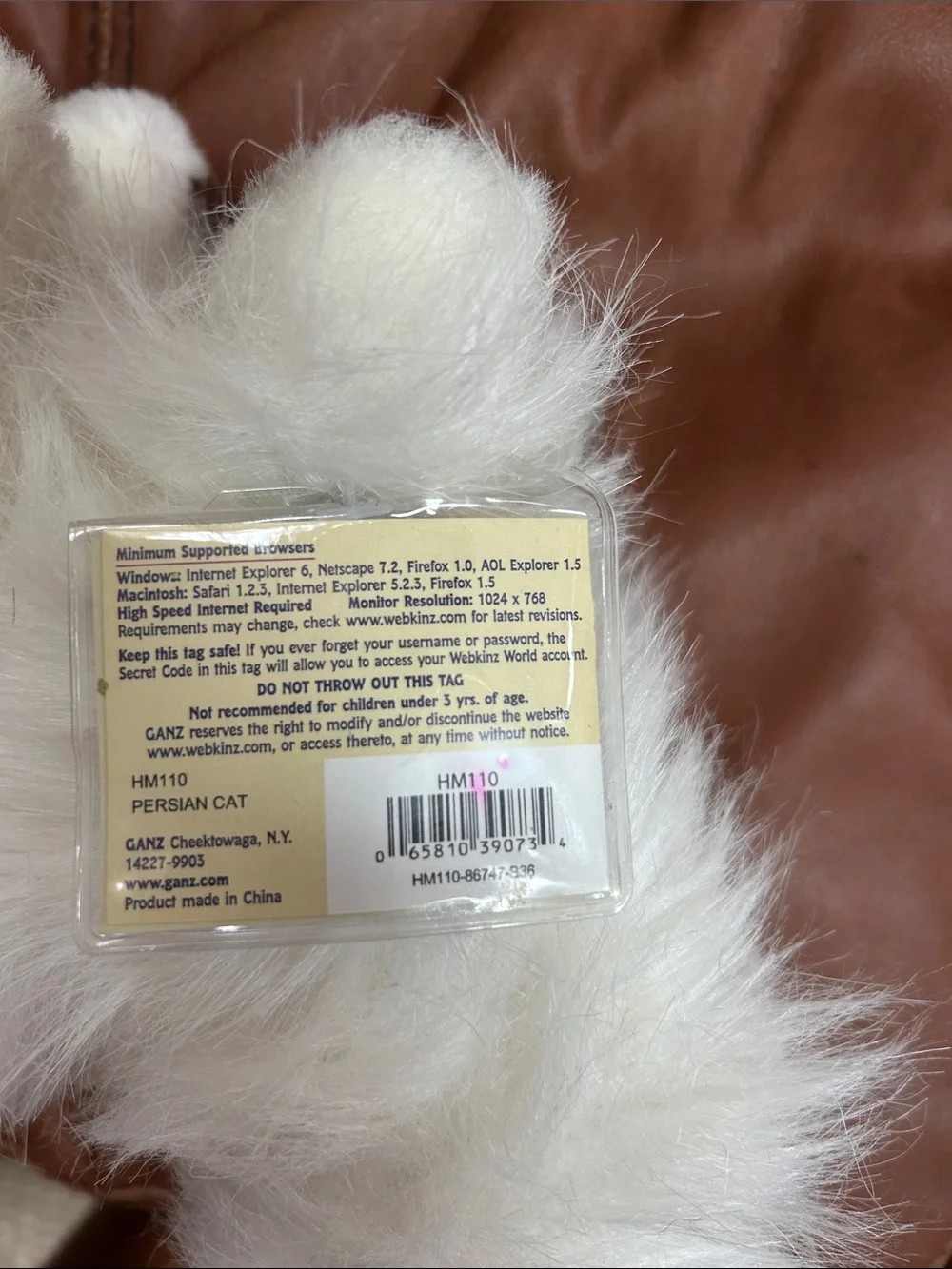 Plush White Fluffy Cat Toy - Soft Small Pet Companion